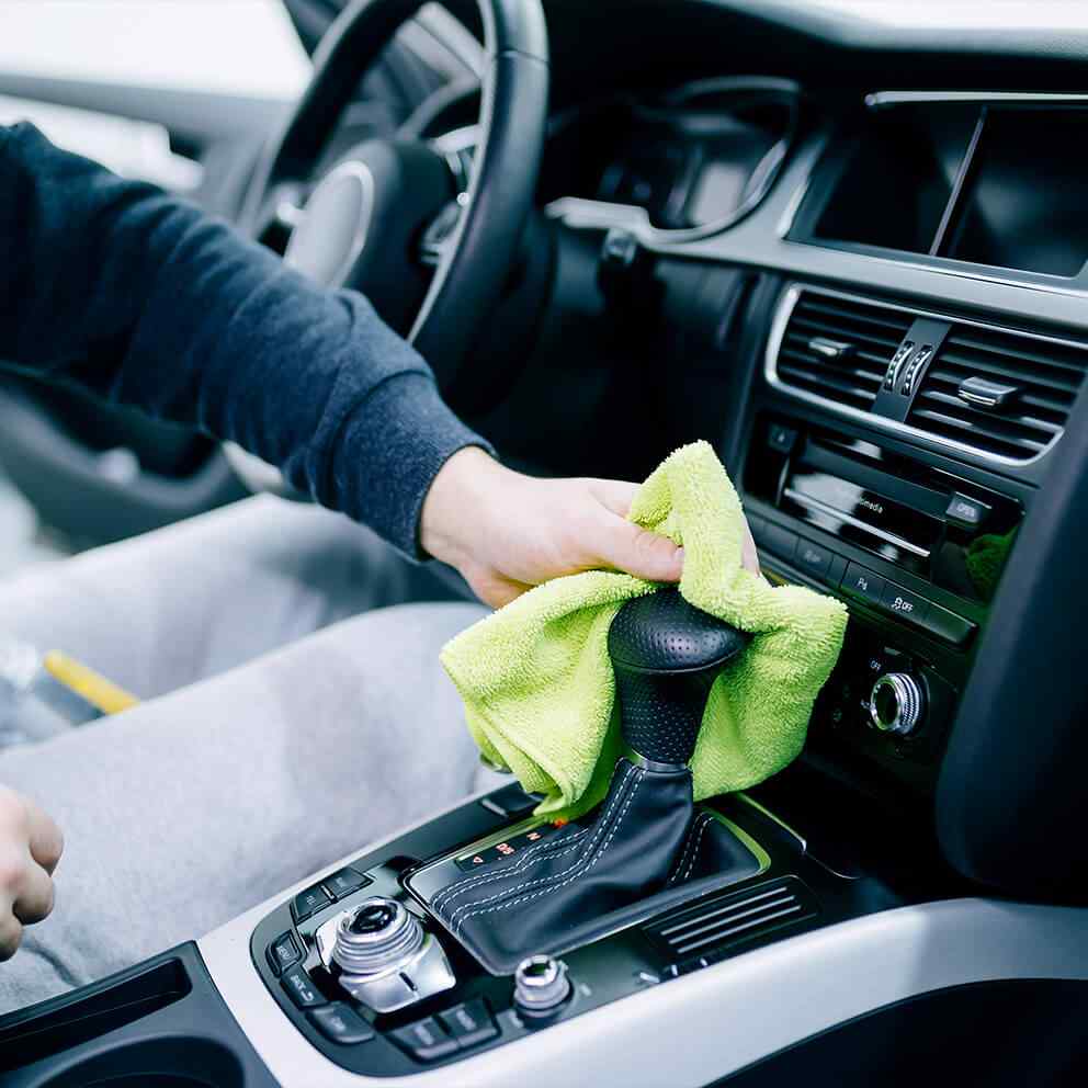 https://www.pegasuscarwash.com/wp-content/uploads/2021/10/image_07_home_10.jpg