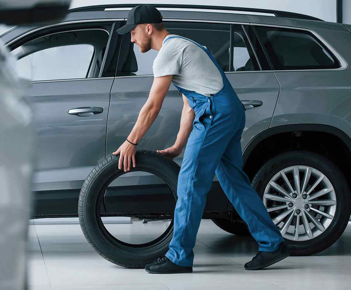 https://www.pegasuscarwash.com/wp-content/uploads/2021/10/img-service-02-h2.jpg